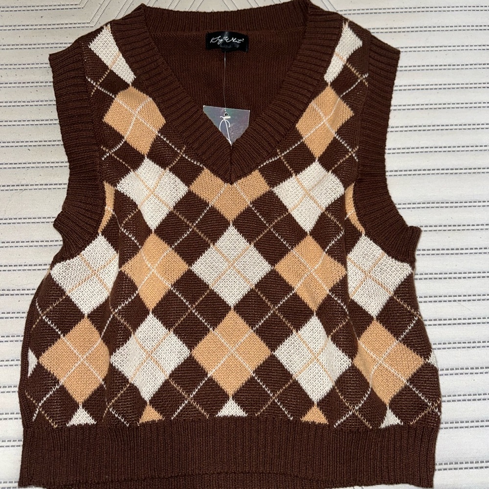 Knit sweater vest top